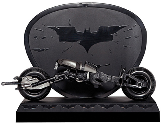 Illustration for article titled Limited Edition Dark Knight Blu-ray With Bat-Pod Display Case